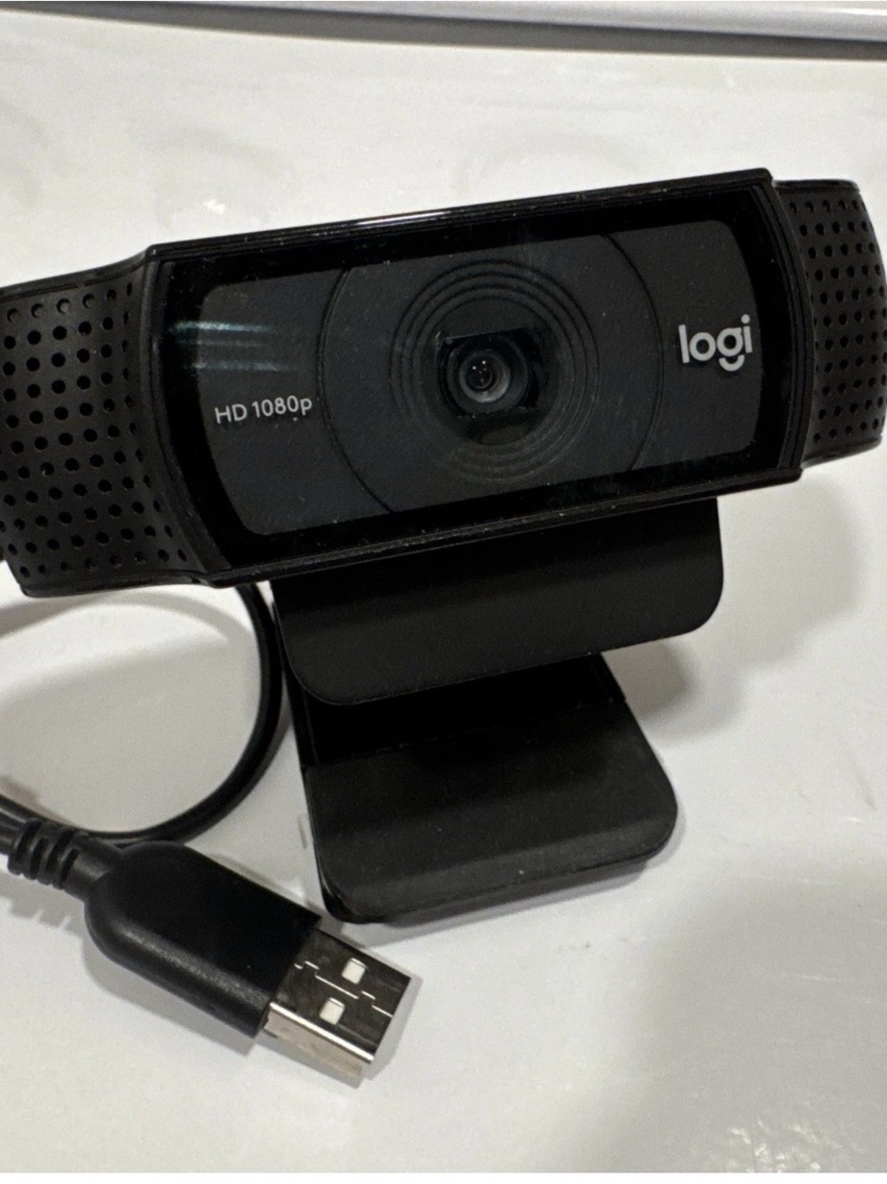 Logi HD 1080p USB Webcam - Black